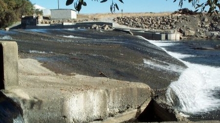 Fish ladder and screens on Durham Mutual Diversion photo by USFWS