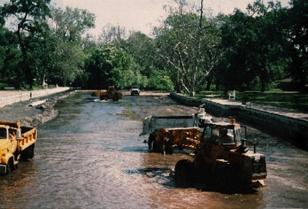 Sycamore Pool bypass construction - photo USFWS